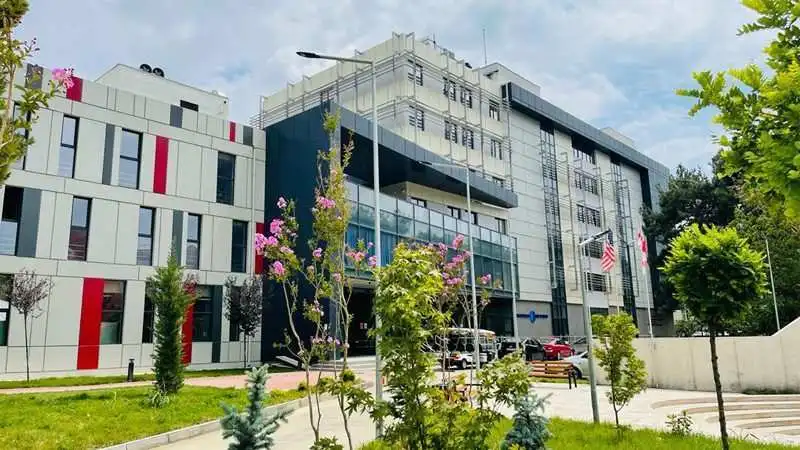 Ken Walker International University Faculty of Medicine and Stomatology