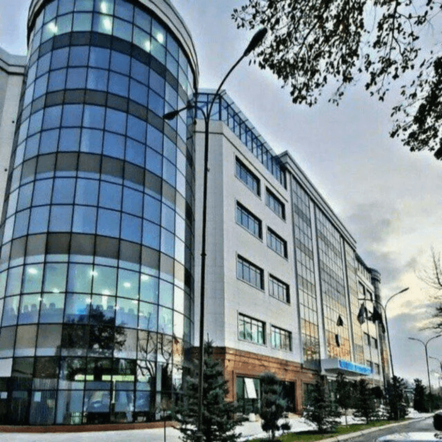Kimyo International University School of Medicine campus photo